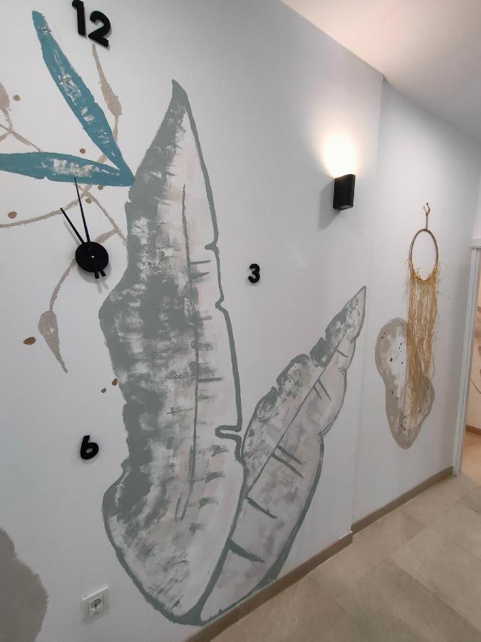 Hola Apartament Аликанте Екстериор снимка