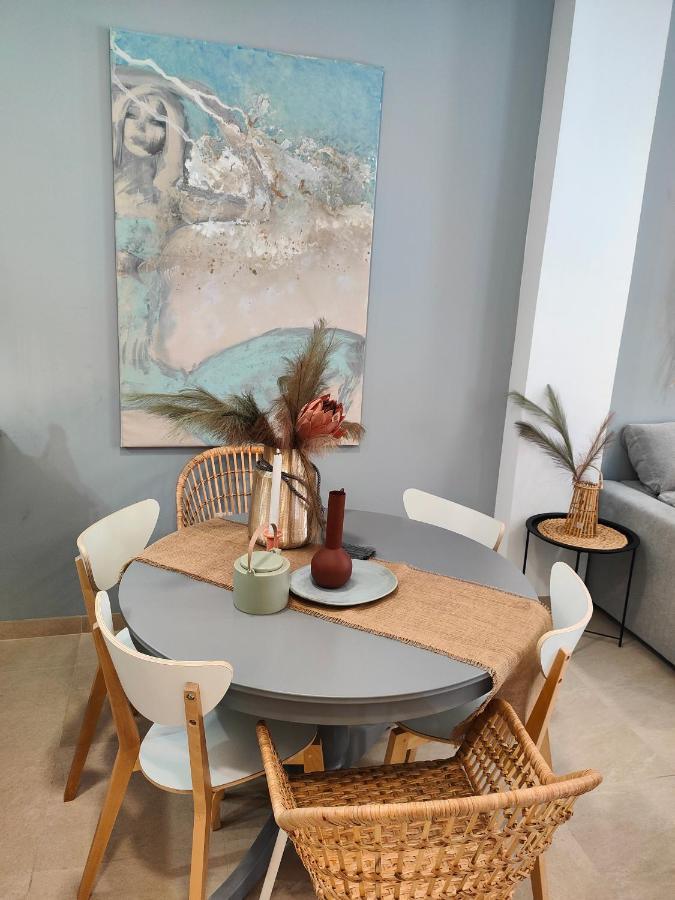 Hola Apartament Аликанте Екстериор снимка