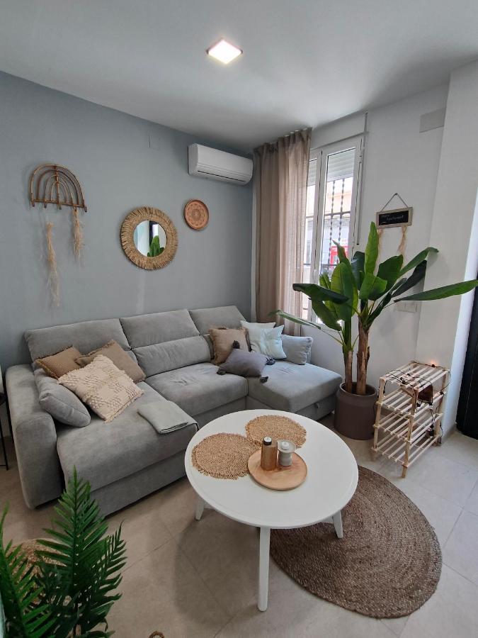 Hola Apartament Аликанте Екстериор снимка