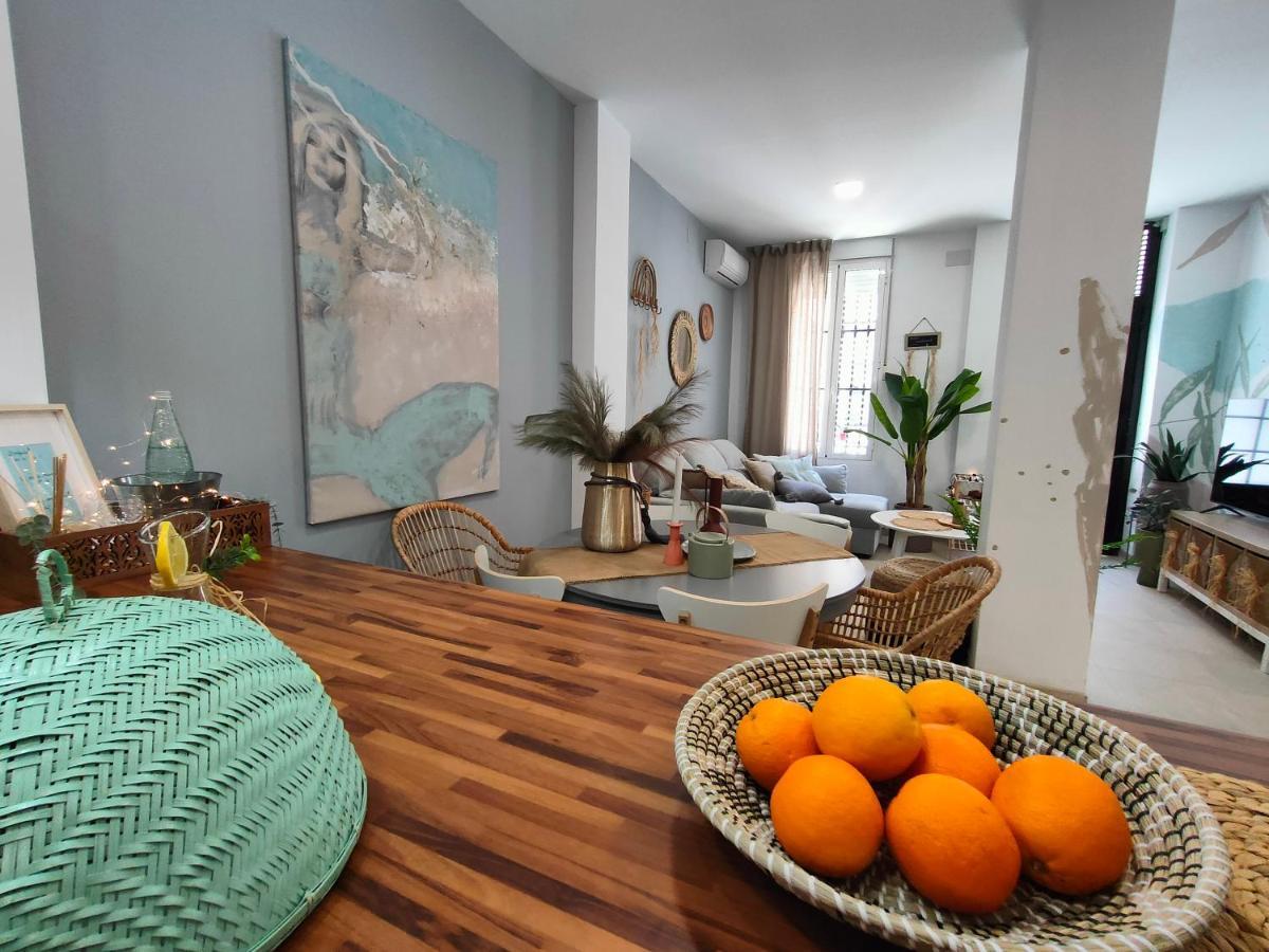 Hola Apartament Аликанте Екстериор снимка